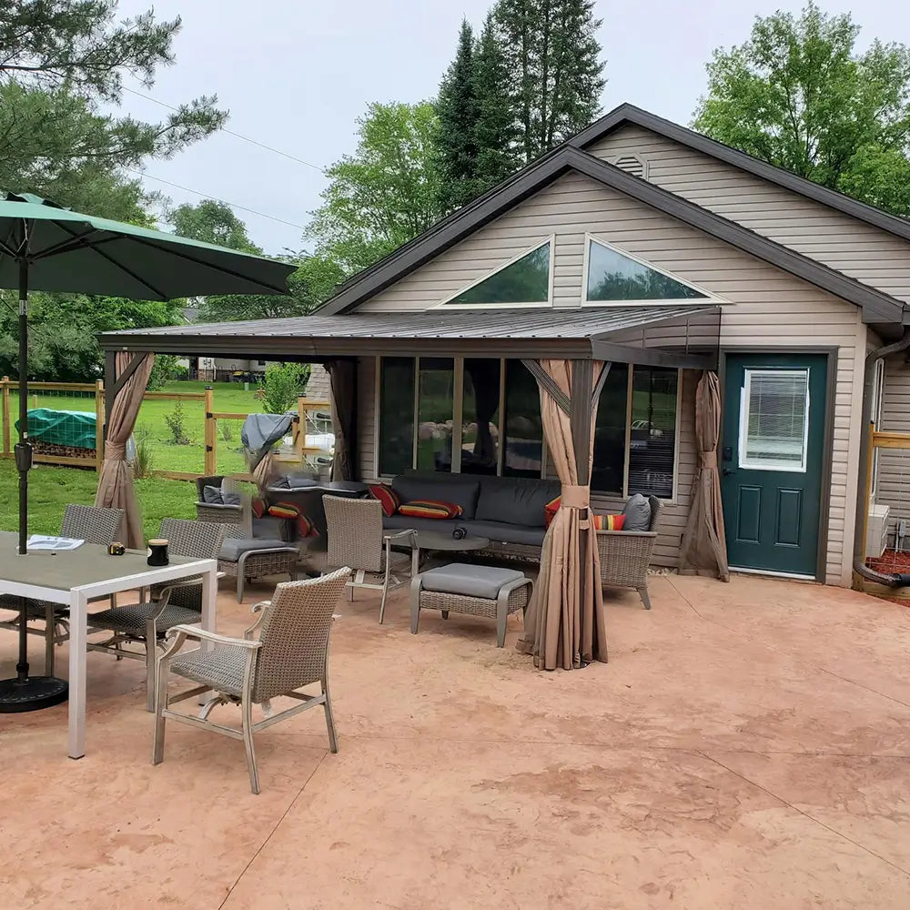 Wall-Mounted Hardtop Gazebo with Drainage Gutters